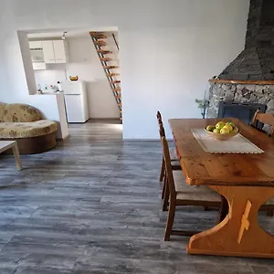 J&m Guest house